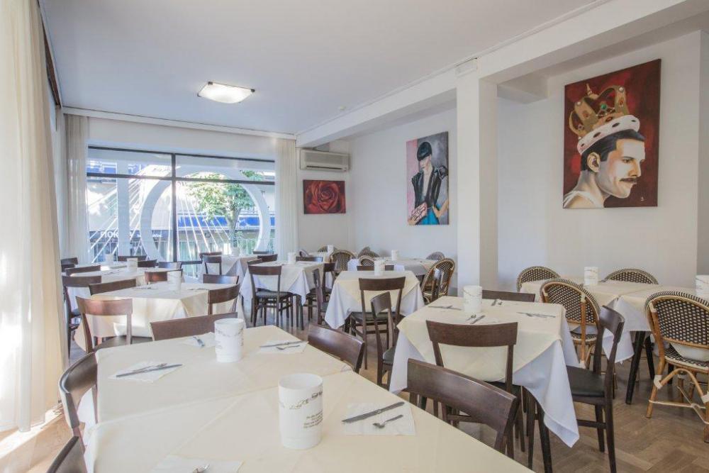 Hotel Hollywood Riccione Buitenkant foto
